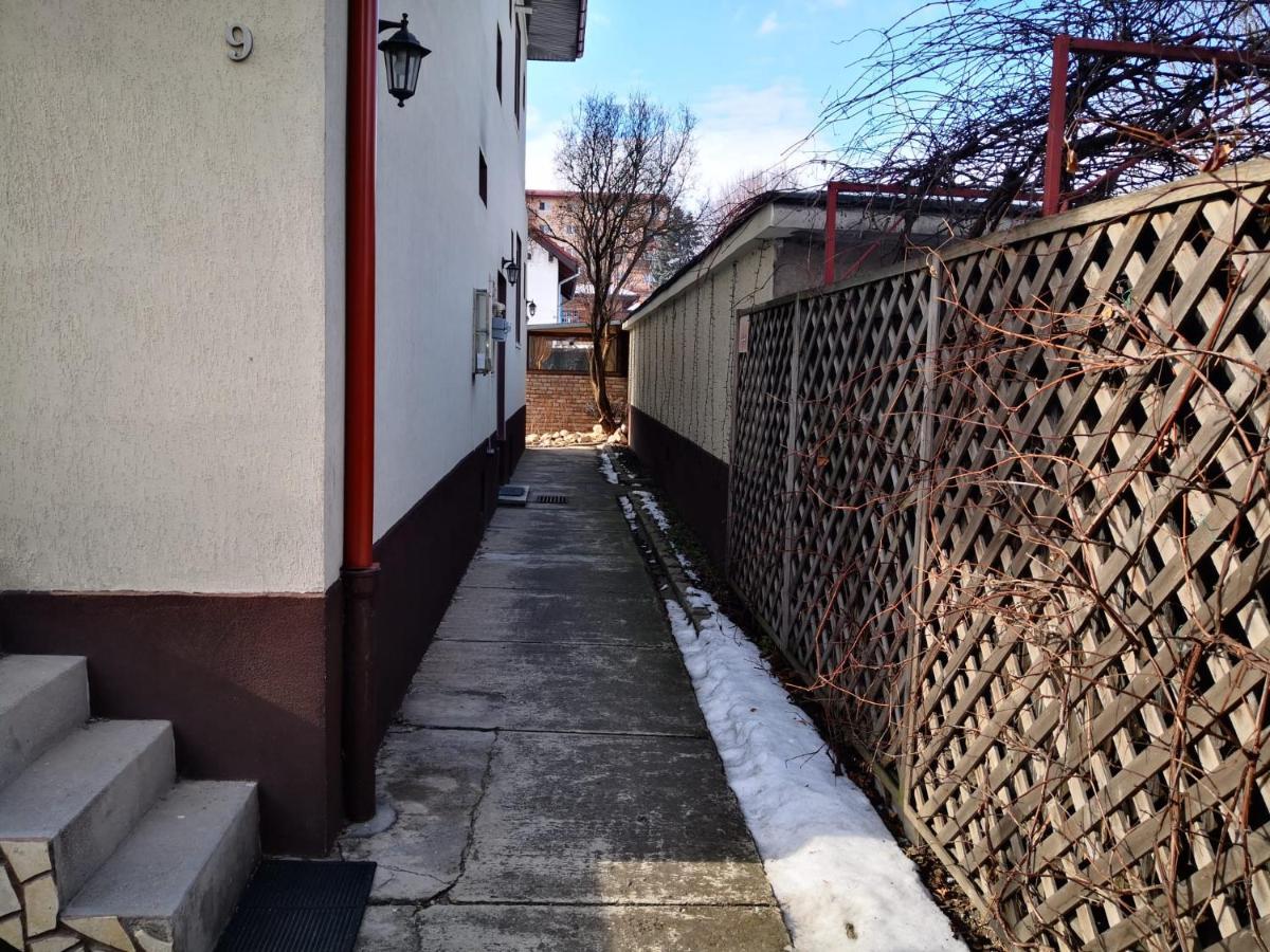 Apartament Aretta Brasov Luaran gambar